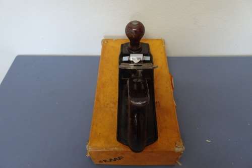 An Awesome Vintage Stanley No. 4 Wood Hand Plan With Wooden Front Handle and Instructions