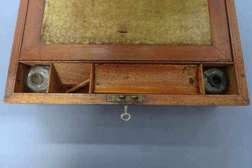 Awesome Antique Mahogany Writing Box Inlaid With Brass Detailing. With Key. Lid Has Crack.