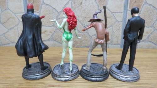 4 Boxed DC Comics Super Heroes/Villains Black Mask/Scarecrow/Poison Ivy/Red Hood and The Outlaws
