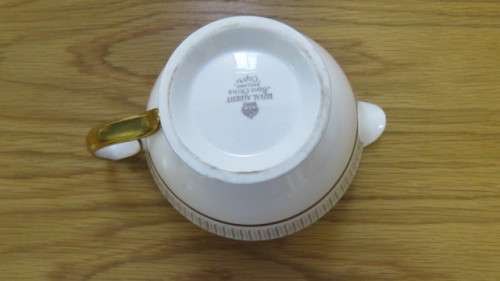Beautiful Royal Albert Bone China `Capri` Gravy Boat and Underplate. Made in England.