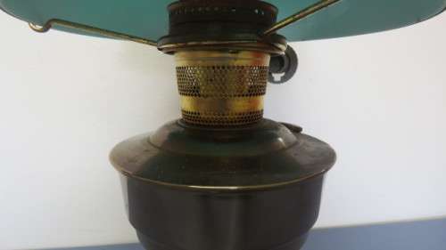 Stunning Vintage Aladdin No.23 Oil/Kerosene Lamp With Emerald Green Shade