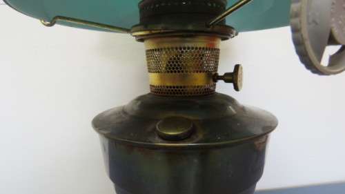 Stunning Vintage Aladdin No.23 Oil/Kerosene Lamp With Emerald Green Shade