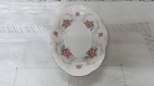 Charming Vintage Fine Bone China Royal Albert `Tranquility` Small Oval Trinket Tray/Platter