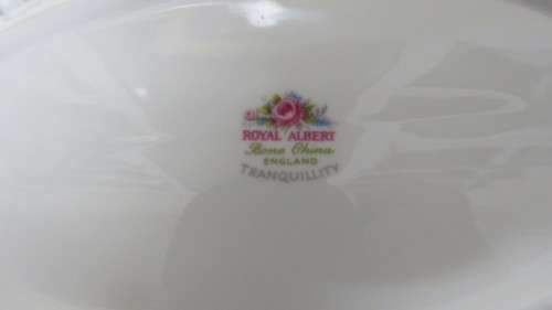 Charming Vintage Fine Bone China Royal Albert `Tranquility` Small Oval Trinket Tray/Platter