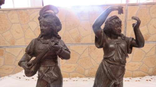 Antique Pair of French Art Nouveau Bronze Spelter Statues Gypsey Dancing Girl/Man Playing Lute