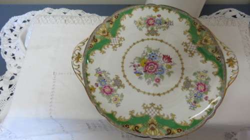 Pretty Vintage Shelley Fine Bone China Cake Plate With Flat Handles #13290. Made in England.