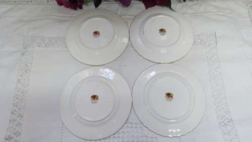 Pretty Set of Four Royal Albert Bone China `Old Country Roses` Cake/Side Plates BIDDING PER ITEM