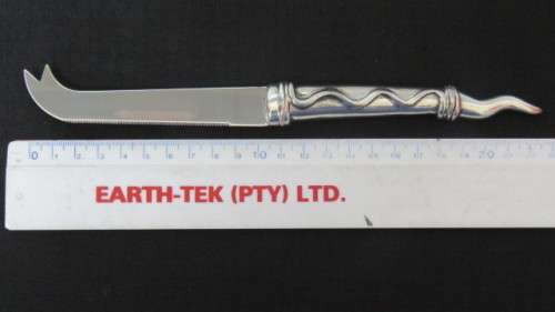 Superb Vintage Carrol Boyes (1954-2019) S. Africa `Wave` Cheese Knife. Pewter Handle. L: 22,5cm