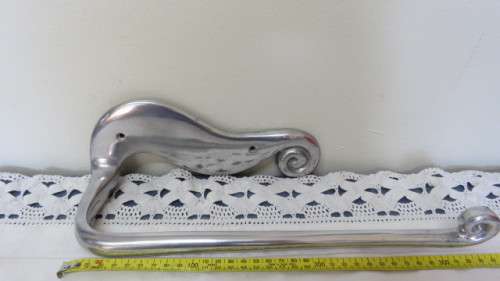 Gorgeous Vintage Carrol Boyes (1954-2019) Aluminium `Wave` Paper Towel Rail 34,5 x 10 x 8,5 cm