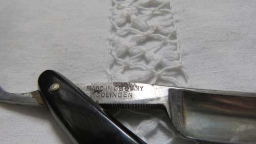 Vintage Old Pre-War German Bismark Solingen Straight Razor With Original Box
