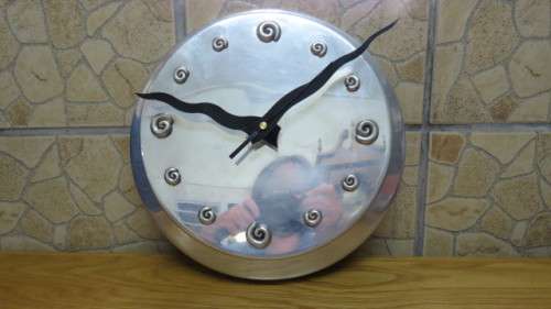 Awesome Modern Carrol Boyes Aluminium Round Wall Clock With Second Hand In Working Order (Relisted )