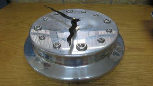 Awesome Modern Carrol Boyes Aluminium Round Wall Clock With Second Hand In Working Order (Relisted )