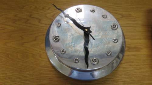 Awesome Modern Carrol Boyes Aluminium Round Wall Clock With Second Hand In Working Order (Relisted )