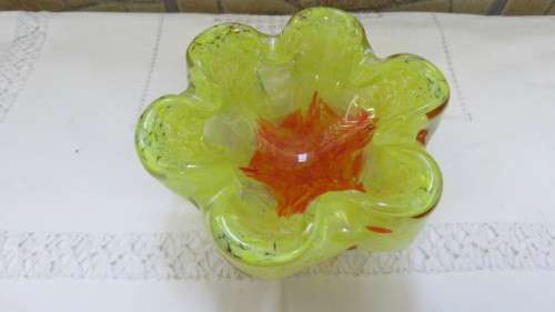 Stunning Vintage Murano Yellow/Orange Sommerso Style (Layered Glass) Heavy Round Ashtray 16 x 16cm