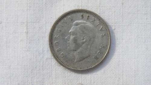 Union of South Africa George IV 1952 Silver Sixpence Coin 2.8g