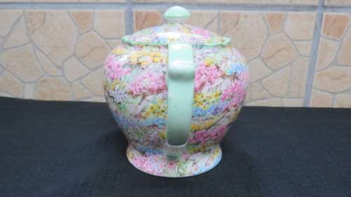 Beautiful Vintage Shelley Fine Bone China Chintz `Rock Garden` Pattern Teapot C. 1950