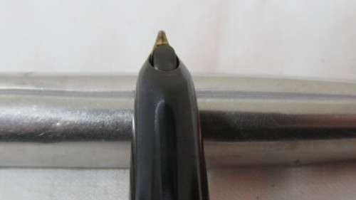 Vintage Parker 51 Black Fountain Pen With Hooded Nib and Silver Metal Lid L: 14 cm