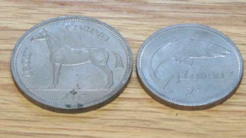 Rare Set of Eight 1966 Irish Pre-Decimal Animal Coin Set in Green Wallet. Details in Description.