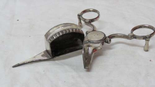 Lovely Vintage Silver Metal Candle Snuffer Half Round Box. One foot Missing L: 16 cm
