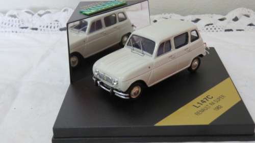 Awesome Boxed Vitesse Limited Edition (0984/2000) L147C Renault R4 Super 1962 L: 8,5cm