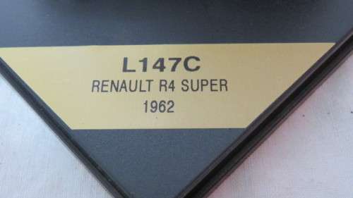 Awesome Boxed Vitesse Limited Edition (0984/2000) L147C Renault R4 Super 1962 L: 8,5cm