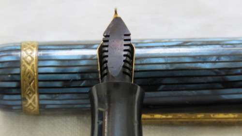 Stunning Vintage Reform Blue Barrel Fountain Pen 14Ct. Gold Plated Nib. L: 13,5cm (Relisted Item)