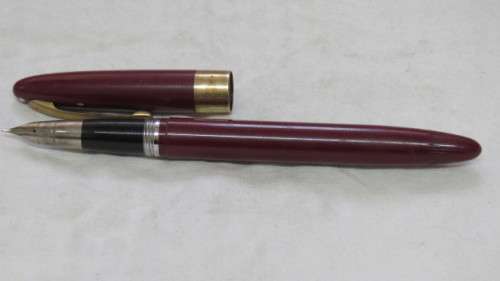 Stunning Vintage Sheaffer Burgundy Barrel/Lid White Dot Fountain Pen L: 14,5 cm