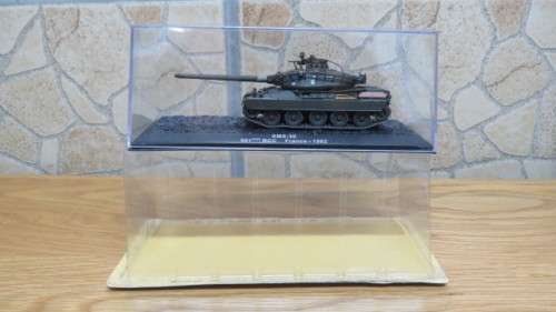Stunning Boxed Deagostini Military AMX-30 501 RCC 1982 France Tank Scale 1:72 L: 13 cm