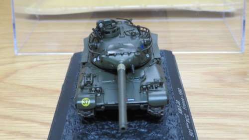 Stunning Boxed Deagostini Military AMX-30 501 RCC 1982 France Tank Scale 1:72 L: 13 cm