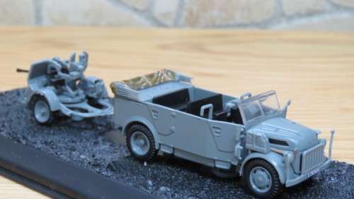 Boxed Amercom Collection Steyr 1500/A01 + 2cm Flak 1943 Military Vehicle Scale 1:72 L: 11,5cm