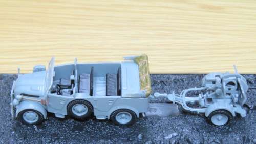 Boxed Amercom Collection Steyr 1500/A01 + 2cm Flak 1943 Military Vehicle Scale 1:72 L: 11,5cm