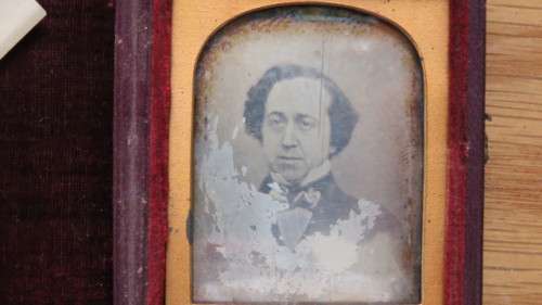 Lot of Three Victorian Ambrotypes and One Daguerreotype in Full Split Cases. Details in Description