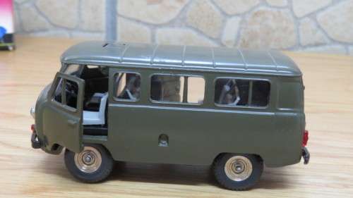 Awesome Vintage Boxed Sixties Solido 4534 VW Combi Scale 1:43 Made in USSR L: 9,5cm