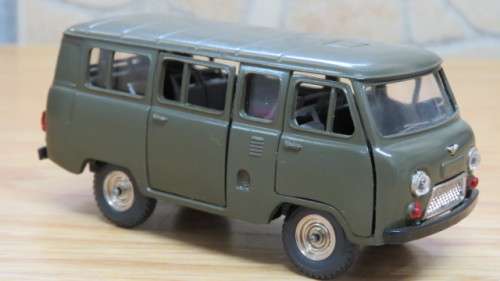 Awesome Vintage Boxed Sixties Solido 4534 VW Combi Scale 1:43 Made in USSR L: 9,5cm
