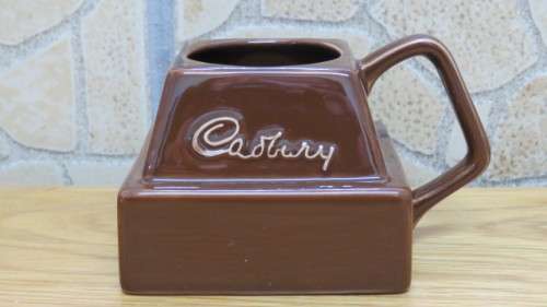 Wonderful Vintage Carlton Ware Cadbury`s Chocolate Chunk Mug 1970-1980`s H: 8cm