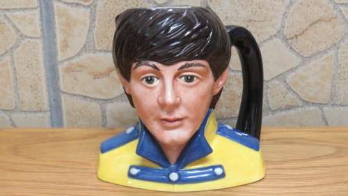 Awesome Vintage Royal Doulton Beatles Paul McCartney D6724 Toby Jug H: 14 cm