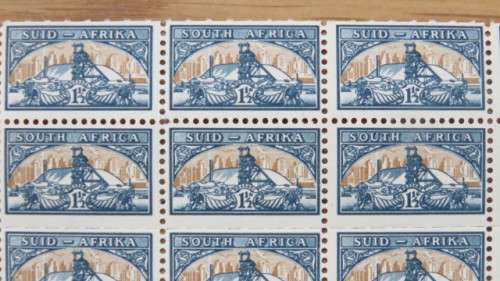 Block of Twenty Unused English/Afrkaans 1936 Union of South Africa 1 1/2d Stamps.