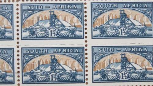 Block of Twenty Unused English/Afrkaans 1936 Union of South Africa 1 1/2d Stamps.