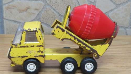 Awesome Vintage Pressed Steel Tonka Cement Mixer Toy Truck L: 12 cm