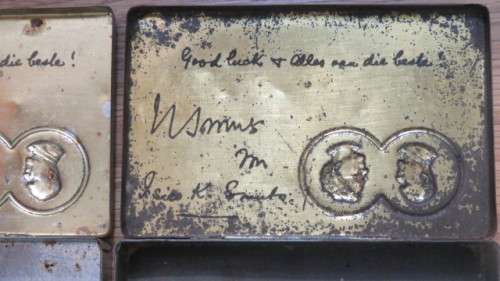 Two Wonderful Collectible Vintage WW2 Kersfees/Christmas Cigarette Tins 11,3 x 7 x 2 cm
