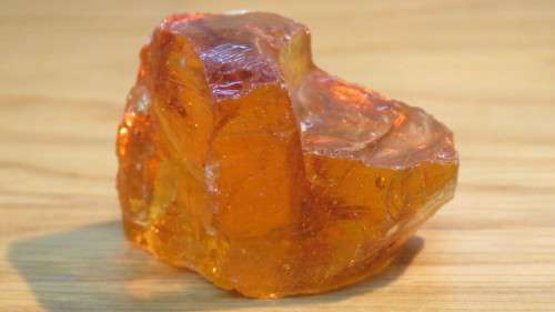 Gorgeous Lemurian Sunrise Orange Andara Free Form Crystal 4,5 x 2,5 x 3 cm