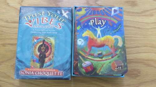Boxed 52-Card Deck With Guidebook `Trust Your Vibes` Oracle Cards by Sonia Choquette