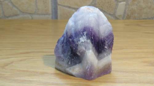 Gorgeous Chunky, Raw, Unpolished Rough Rainbow Flourite Speciman 6,4 x 4,7 x 5 cm