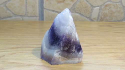 Gorgeous Chunky, Raw, Unpolished Rough Rainbow Flourite Speciman 6,4 x 4,7 x 5 cm