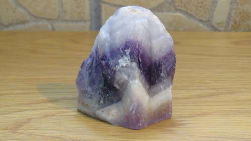 Gorgeous Chunky, Raw, Unpolished Rough Rainbow Flourite Speciman 6,4 x 4,7 x 5 cm