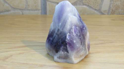 Gorgeous Chunky, Raw, Unpolished Rough Rainbow Flourite Speciman 6,4 x 4,7 x 5 cm