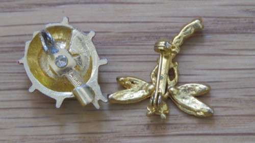 Lot of Eight Vintage Animal and Insect Brooches. Details in Description.