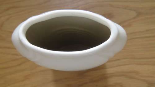 Lovely Vintage Cream Ceramic Linear Vase H: 20,5 cm