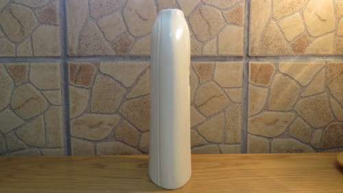 Lovely Vintage Cream Ceramic Linear Vase H: 20,5 cm