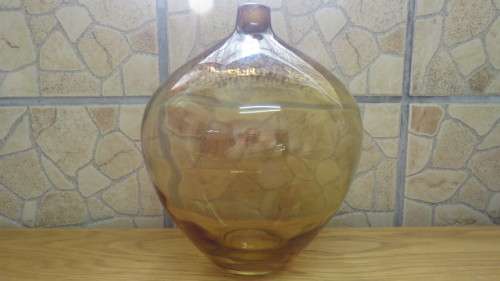 Beautiful Vintage Amber Glass Balloon Vase With Speckled Swirl Pattern H: 27 cm